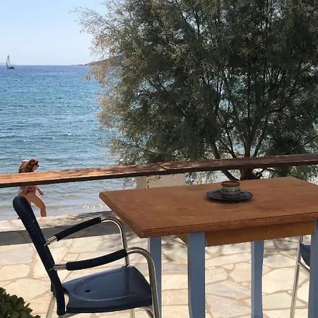 Asterias Apartment *